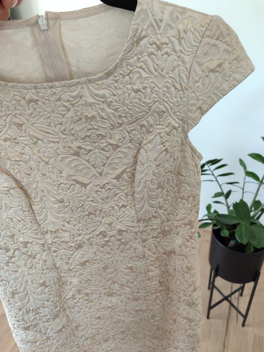 Piękna sukienka na komunię, wesele i inne okazje r. 38