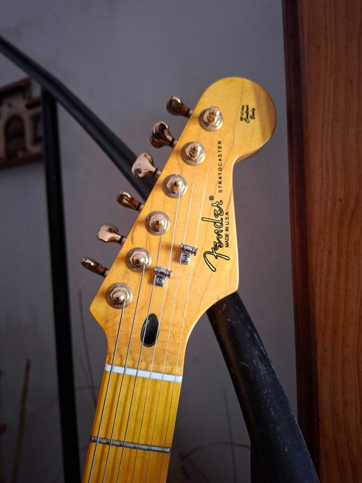 Fender Stratocaster (Replica) + Bag novo