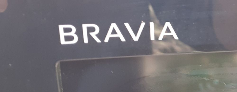SONY bavia  KDL - 32BX300