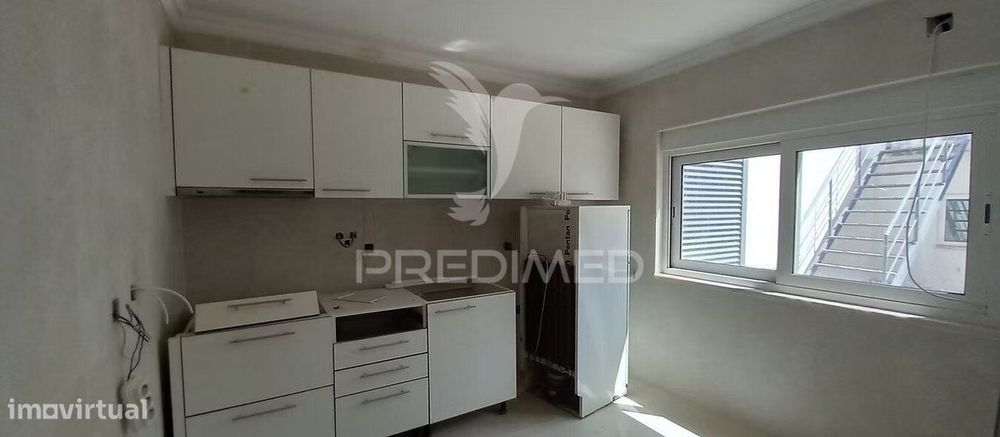 Moradia T5 Foros De Amora Remodelada