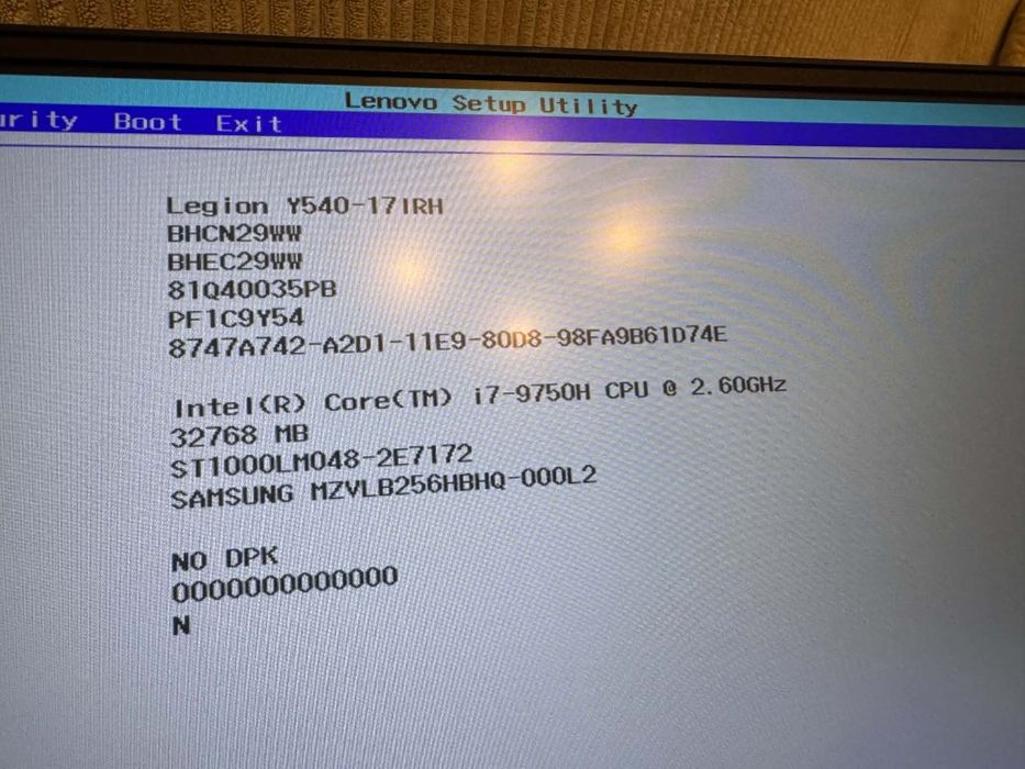 Lenovo Legion Y540-17IRH | i7-9750H | GTX 1660 Ti | 32 GB RAM | 17,3”