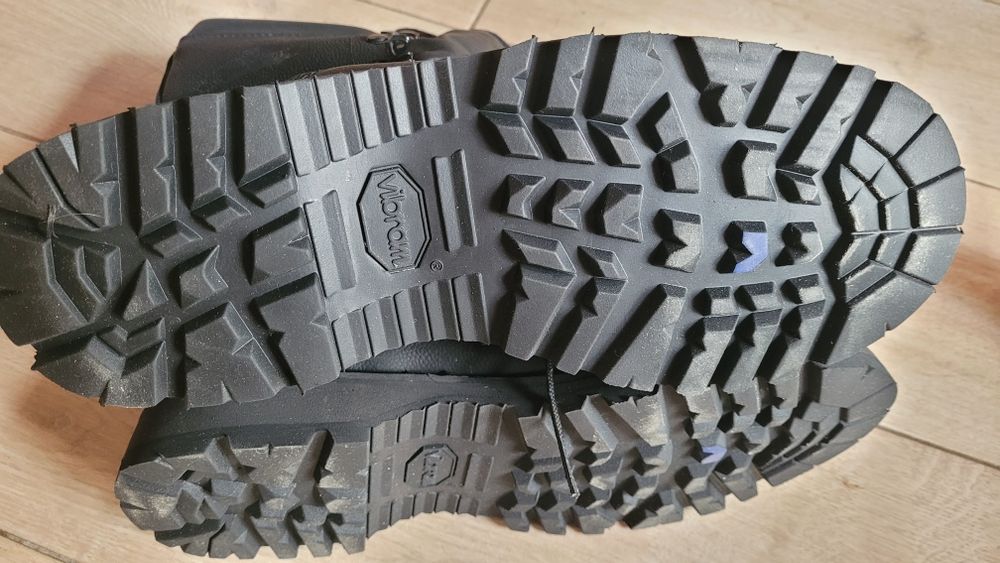 Берці шкіряні Канада р. 44-45.    4 ПАРИ