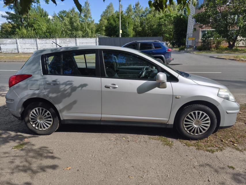 Nissan TIIDA 2008 VIN 3N1FCAC11UL450587 фото оголошення 3 з 21
