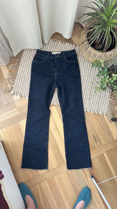 Bershka джинси. 2 пари. Стан дуже хороший.