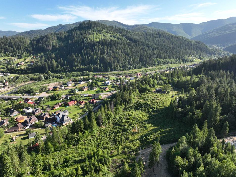 Земельна ділянка 130 соток, м.Яремче (Хижки), поділ від 0,10 га