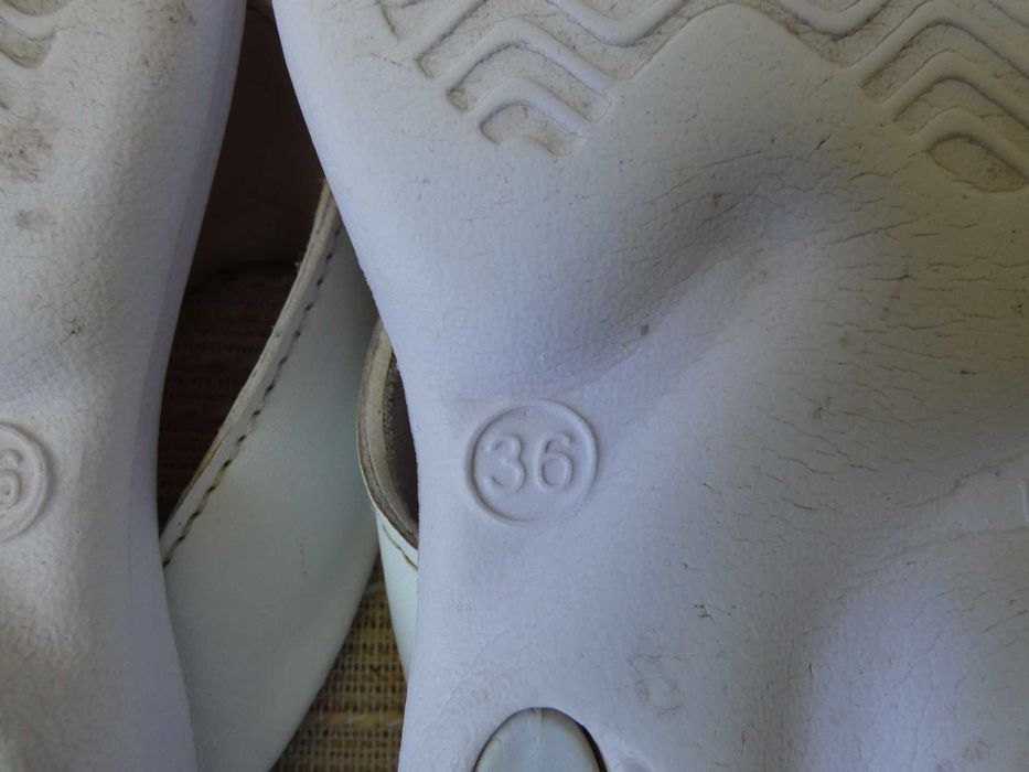 Klapki japonki Adidas rozm 36 - 22,5 cm