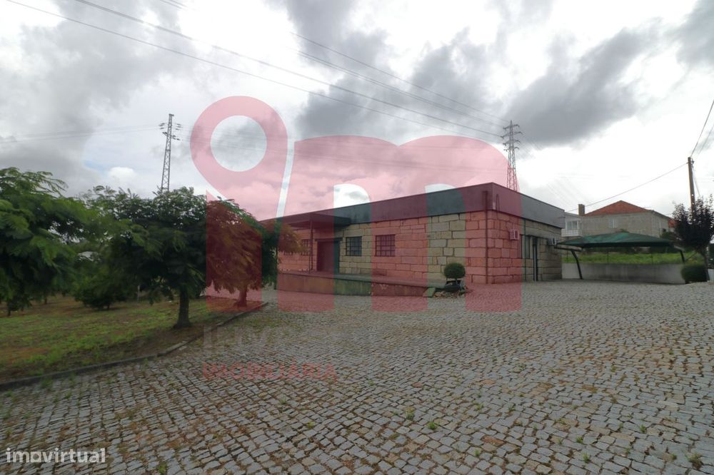 Armazém  Arrendamento em Lordelo,Guimarães
