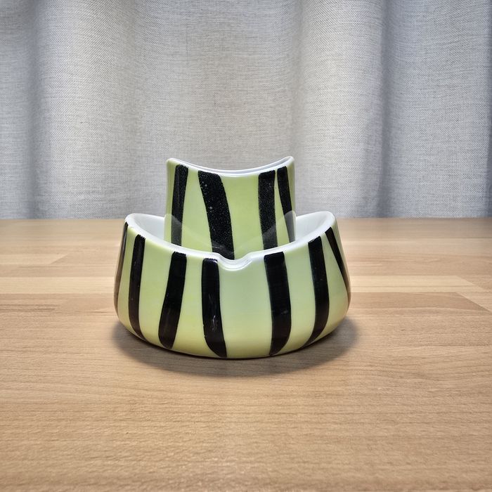 Zestaw palacza Wawel pikasiak new look popielnica papierośnica PRL vin