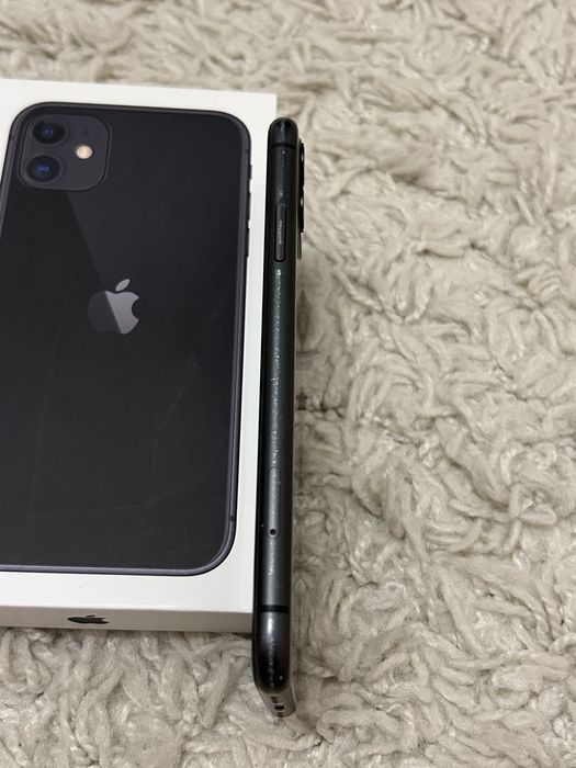 iPhone 11 64 GB Black
