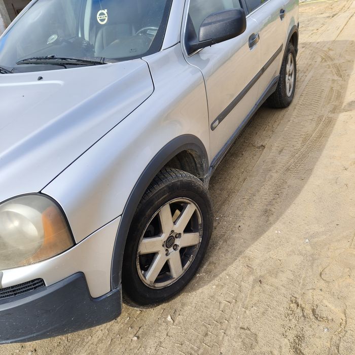 Samochód Volvo XC90 2003r. Gaz