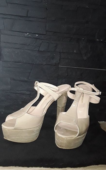 Buty na obcasach koturn szpilki na komunie platformy sandałki
