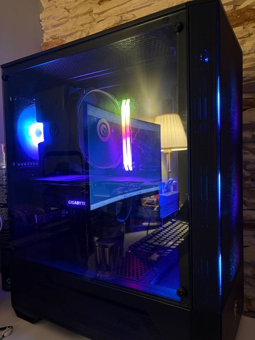 Komputer Gamingowy Ryzen 5 7600 | RX 7700 | 32GB RAM DDR5 | 2TB SSD M2