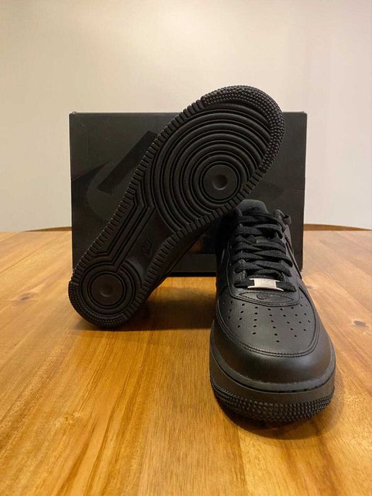 Nike Air Force 1 Low Supreme Black R.43