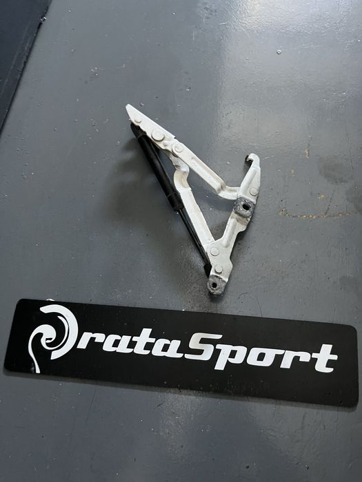 Dobradiça capot Audi A4 b5