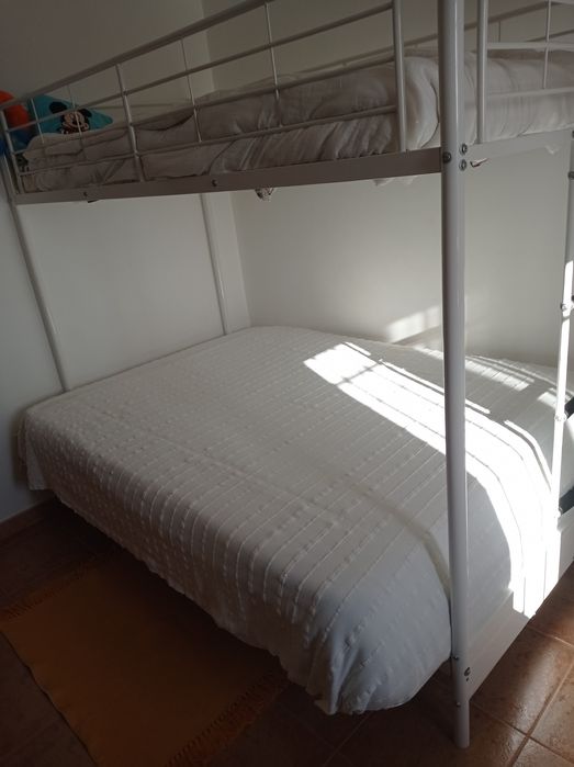 Beliche com cama de casal