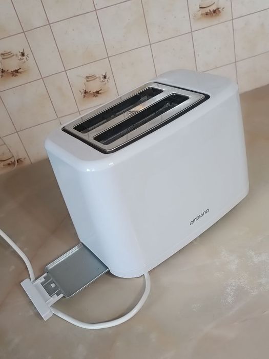 Продам гарний тостер