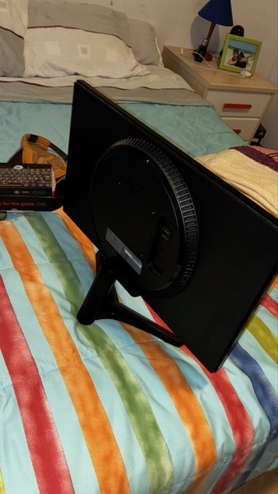 Munitor LG ultra gear 180hz 1ms