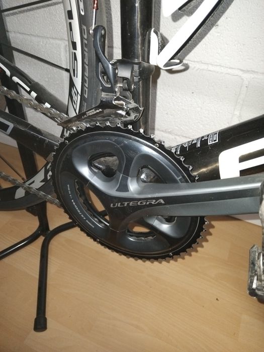 Vendo Bicicleta Estrada Focus com 1000km