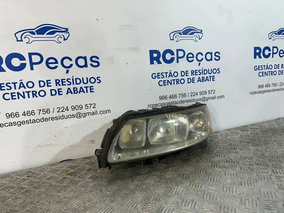 Otica Farol Esquerda Volvo V70 Original