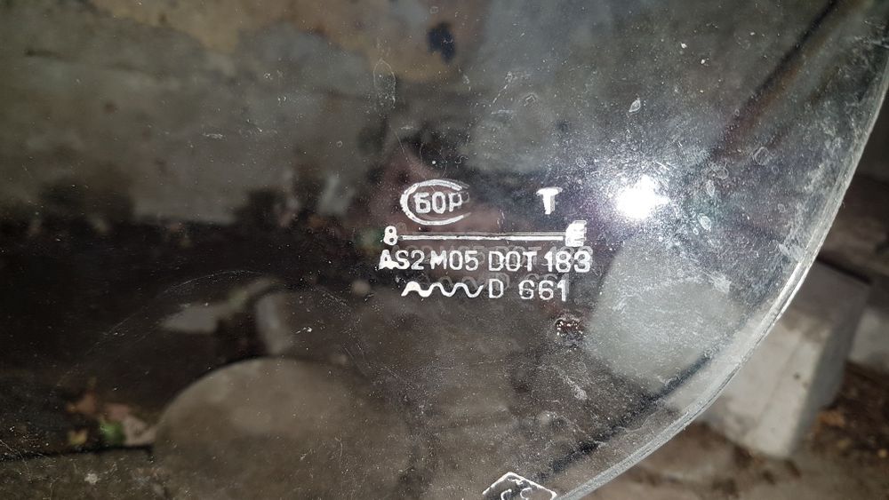 Лобовое стекло ГАЗ-23 Волга