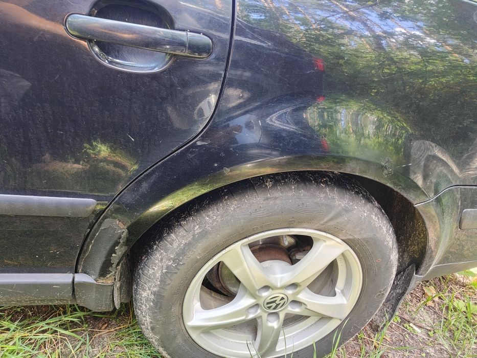 Volkswagen Passat 2001 VIN WVWZZZ3BZ2E201322 фото оголошення 13 з 23
