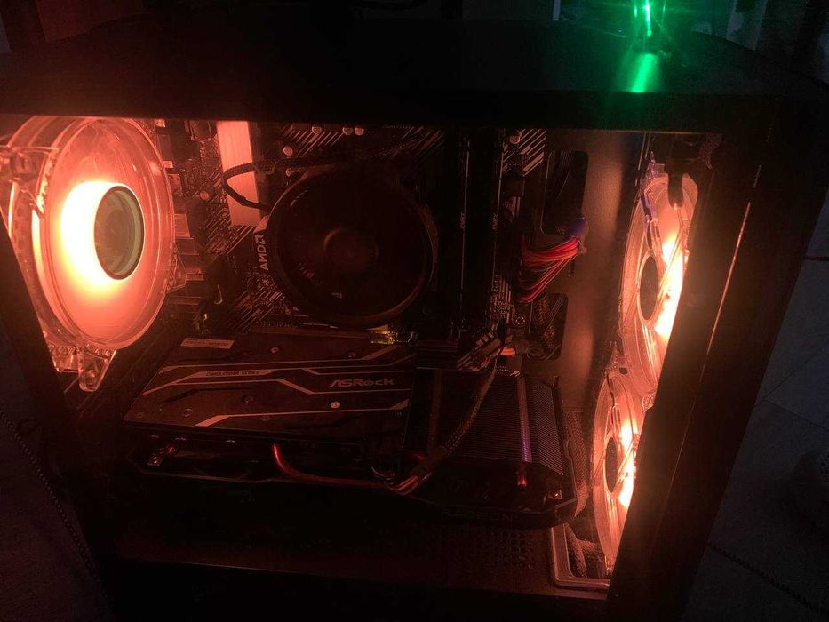 Computer gamingowy ryzen 5 5500, radeon RX6600 + monitor