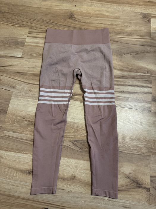 Legginsy elastyczne modelujące L różowe pudrowy róż pośladki