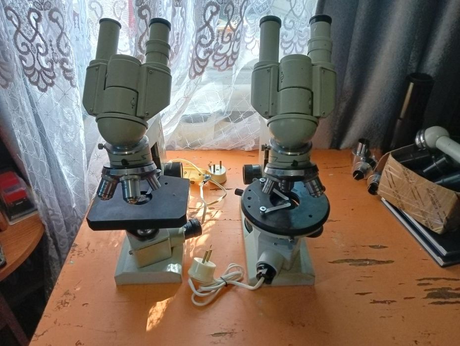 Продам микроскоп біолам бінокулярний з підсвіткою