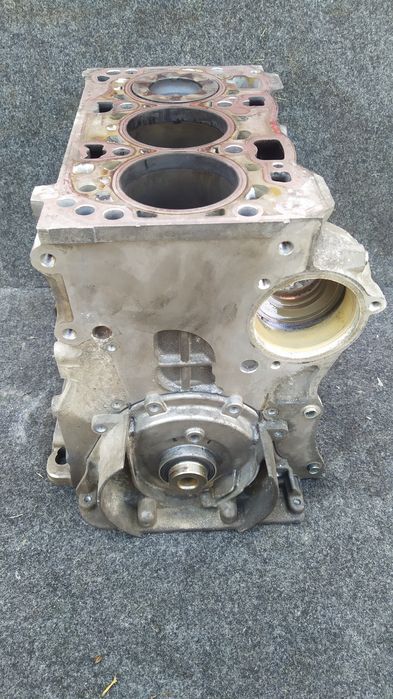 Blok silnika korbowód 1.4 TDI 105KM CUT Skoda Fabia III Rapid VW Seat