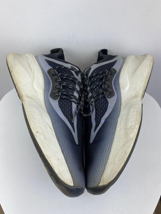 Кросівки чоловічі Adidas Alphaboost V1 Shoes Blue