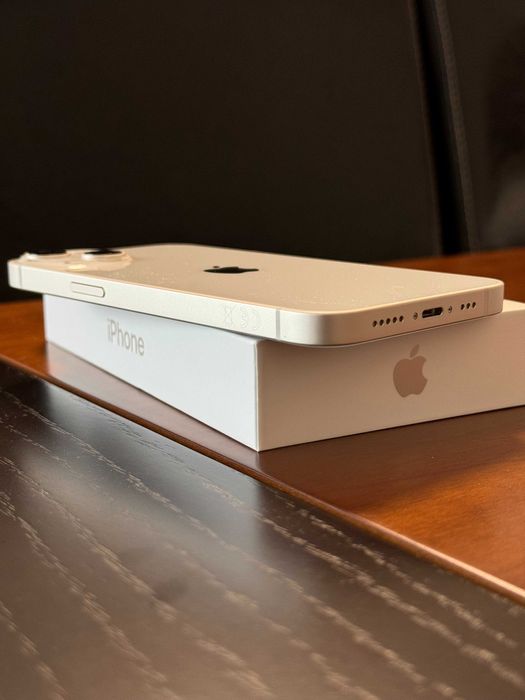 iPhone 13 - 128GB - Starlight - Grade A (Excelente)