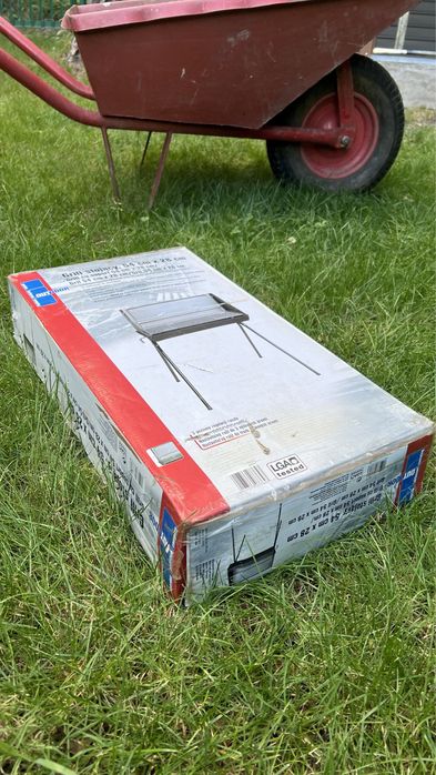 Nowy grill ogrodowy stojący