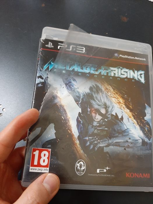 Metal Gear Rising: Revenge PS3 Completo c/ Manual