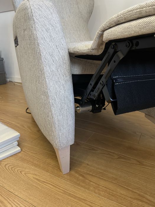 Cadeirão elétrico novo