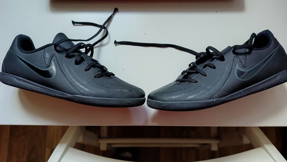 Buty halowe Nike