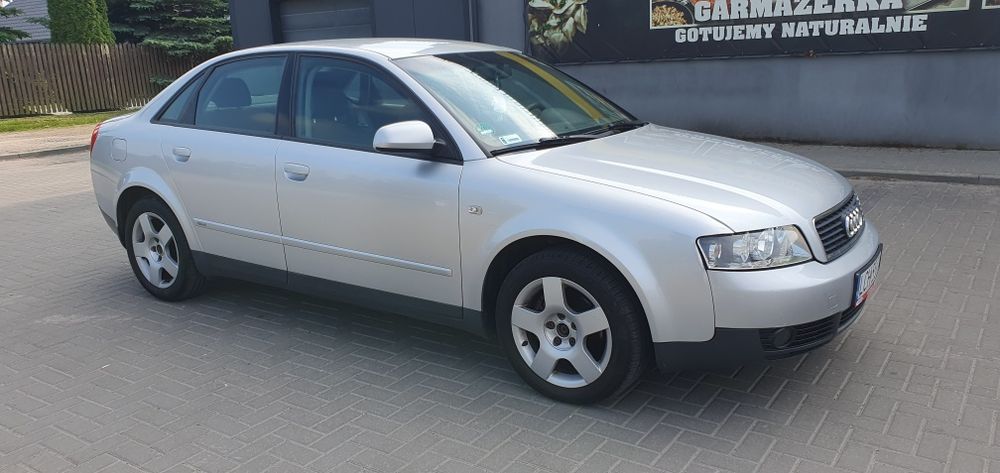 Audi A4 B6 2001r. 2.0 Benzyna 130KM. Świeży przegląd,  Ładny stan.