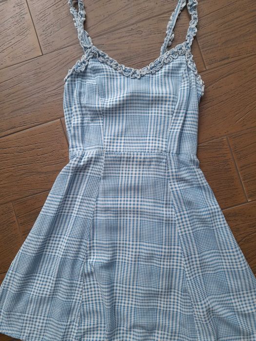 Sukienka na lato kratka vichy r.36 boohoo