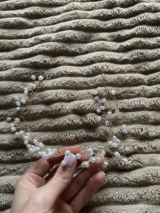 Прикраса для волосся весільна на випуск