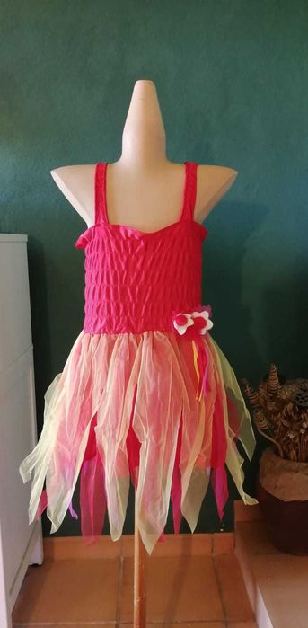 Vestidos de carnaval e medieval princesa para bebes e crianças