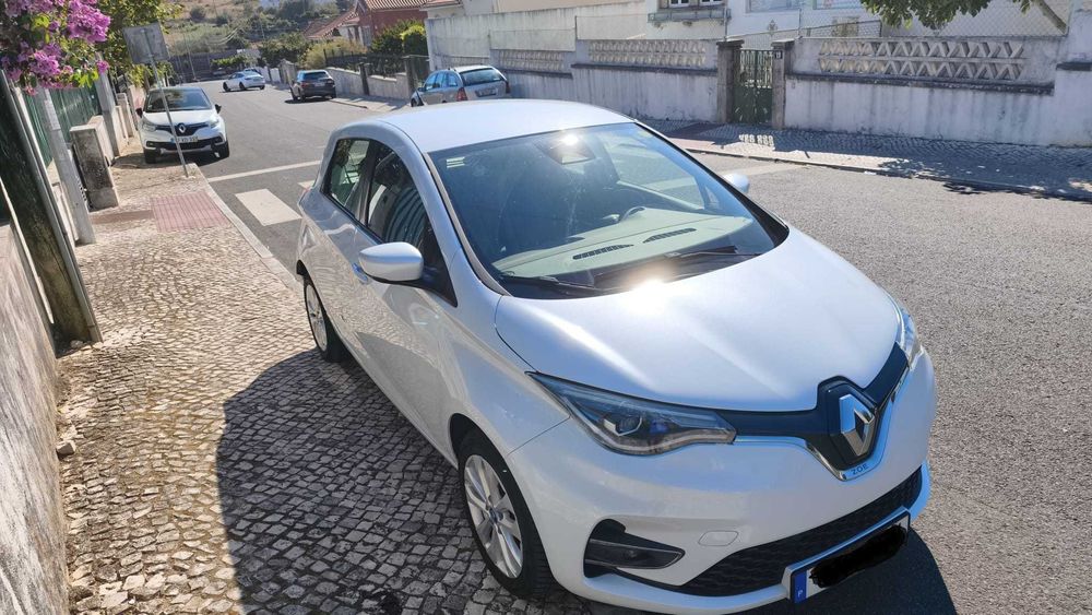 RENAULT ZOE INTENS 52 kWh · R135 (135 cv) · 03/2021 35.000 km · Bateria PRÓPRIA · Garantia até 2029