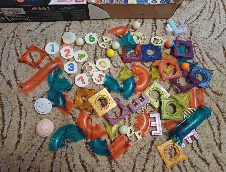 Магнітний конструктор PL-921-255 75 дет.,в ідеал.стані-клас.подарунок