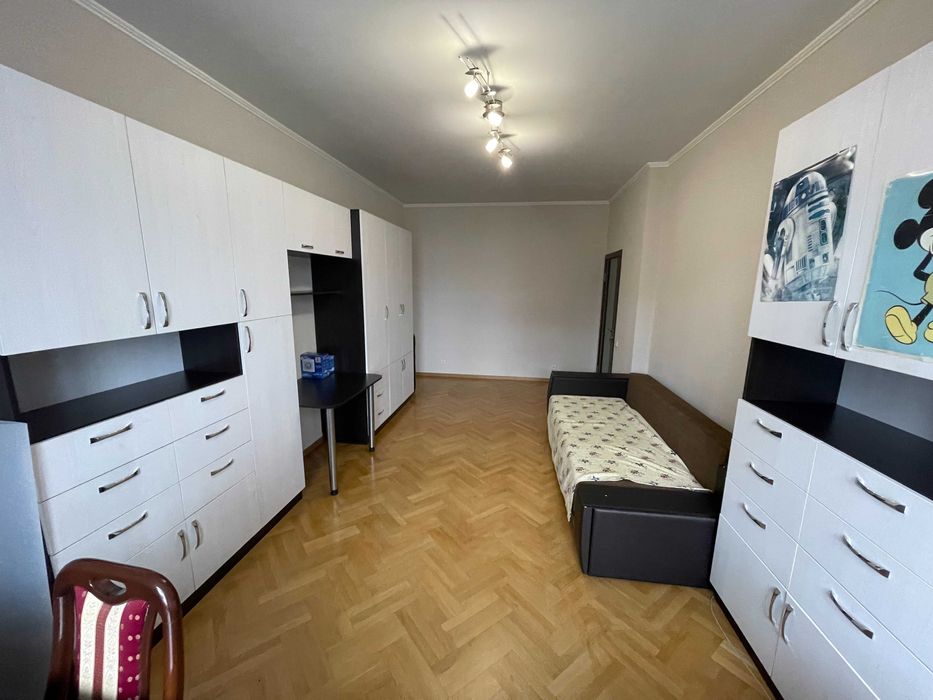 вул .Левка Лук'яненка 21/3