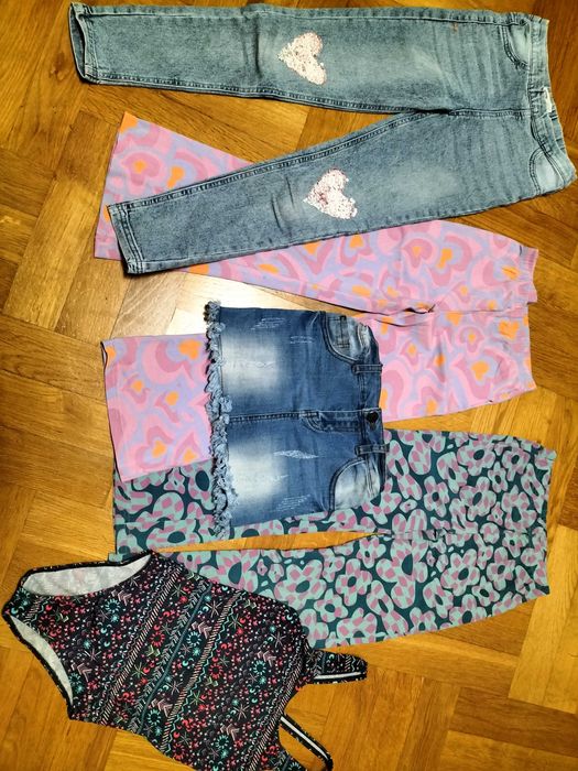 Zestaw ubrań dziewczynka 128/134