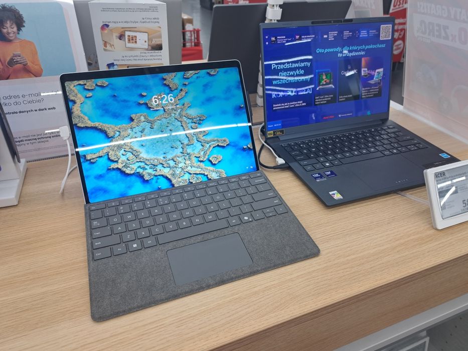 Laptop/Tablet 2w1 MICROSOFT Surface Pro Copilot+ PC, 11. edycja, 13 LCD Snapdragon X Plus/16GB/256GB SSD Platynowy + klawiatura do Surface Pro