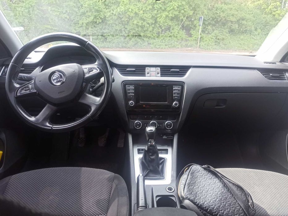 автомобіль Skoda Octavia