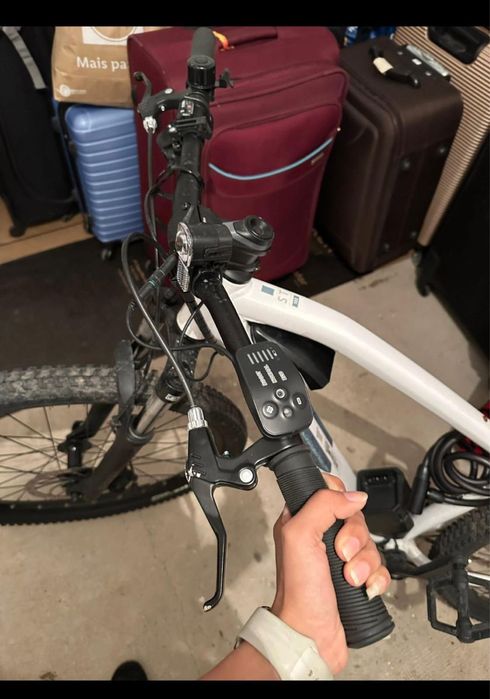 Electric cycle available. Used for just one month and in excellent condition with 100% battery health. Let me know if you're interested!