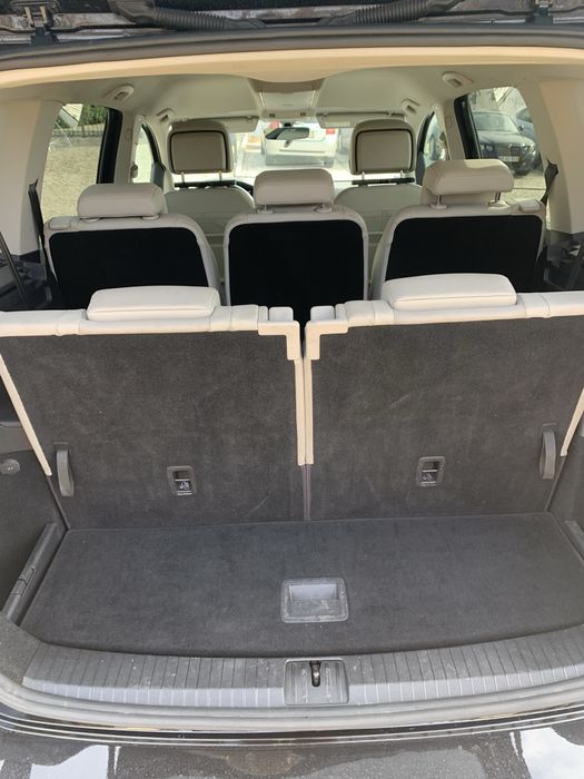 VW touran 1.6 tdi , cx 6 velocidades ,7 lugaresElegância e Conforto Highline: