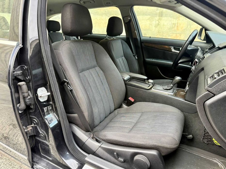 Mercedes C220 CDI Elegance 170cv Caixa Automática 2007