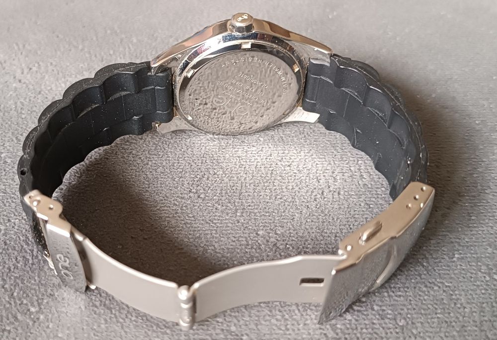 Relógio ONE como novo