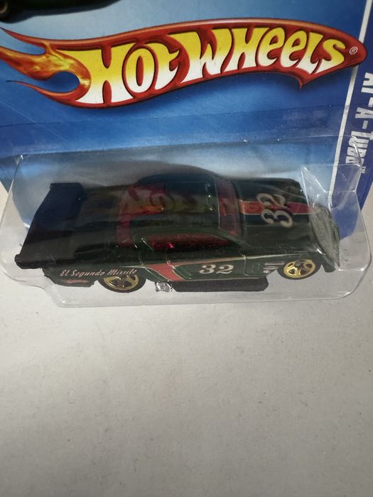 Hot Wheels AT-A-Tude